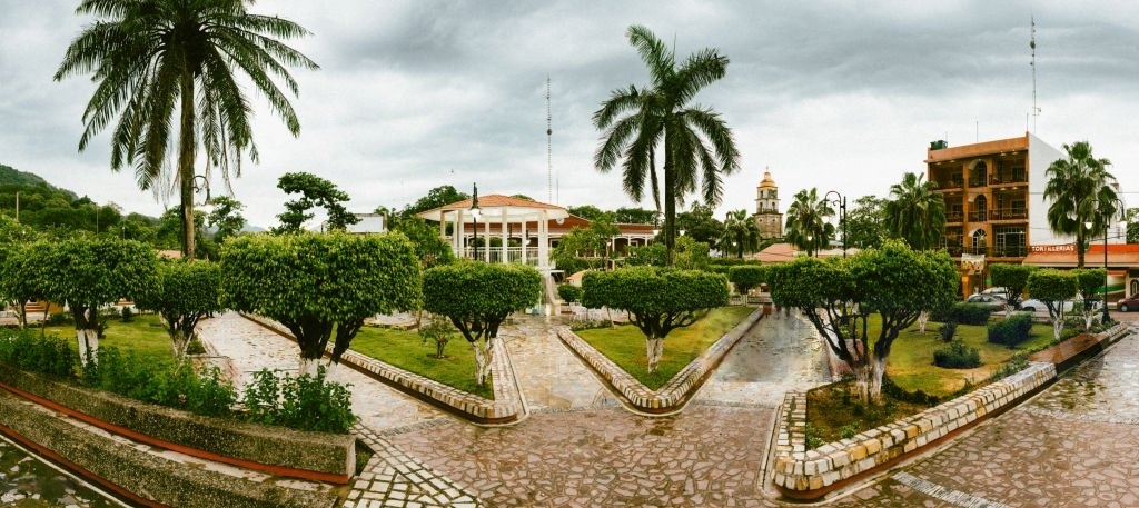 La Huasteca Potasina Mexico: Aquismon in Lasz Pozas