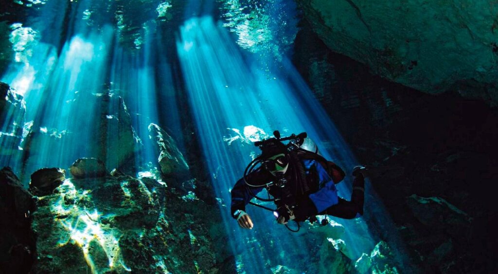 cenote tulum mexico