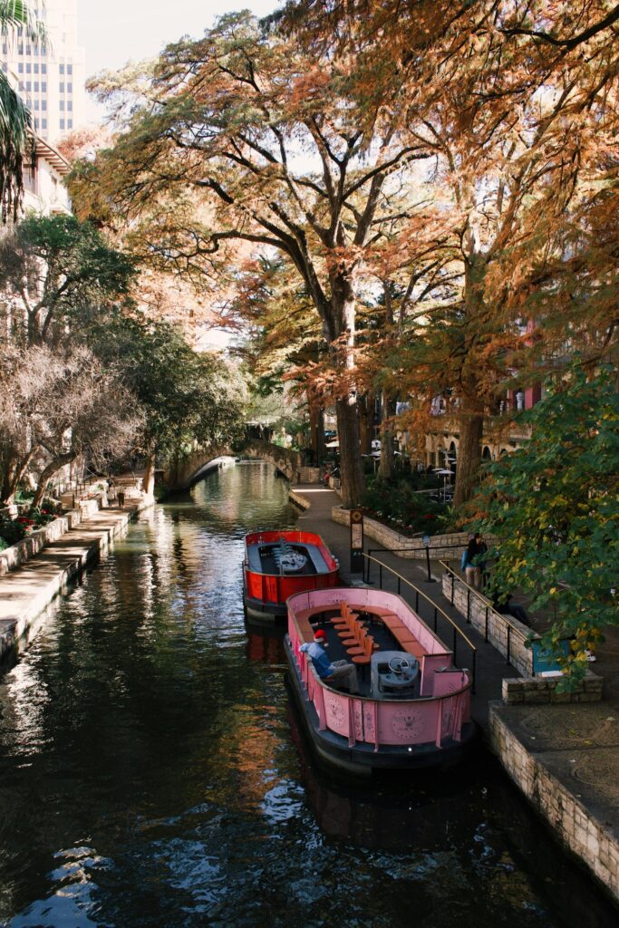 San Antonio boat tour